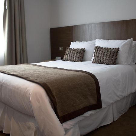 Hotel Martin Gusinde Puerto Natales Ngoại thất bức ảnh
